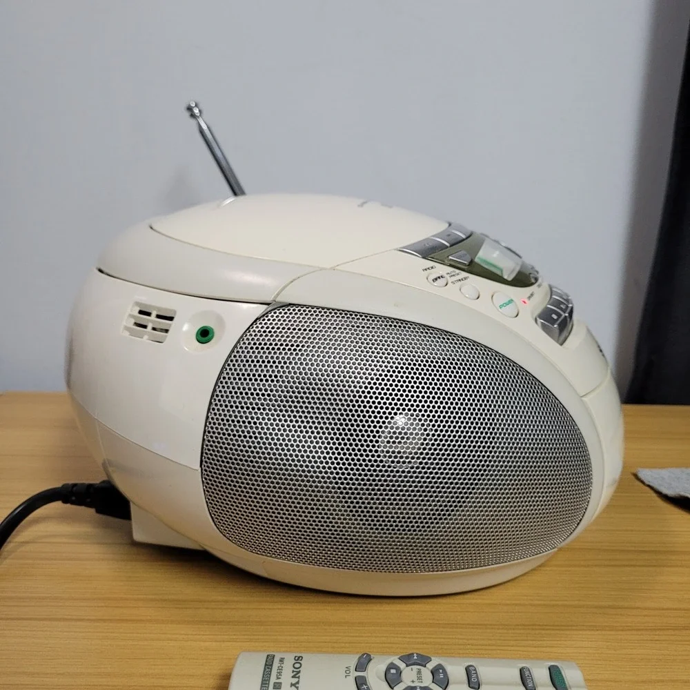 Sony CFD-E95 CD Radio Cassette Boombox Pearl Off-White Color Tested Working with